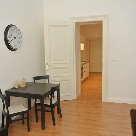 Apartment Domo *