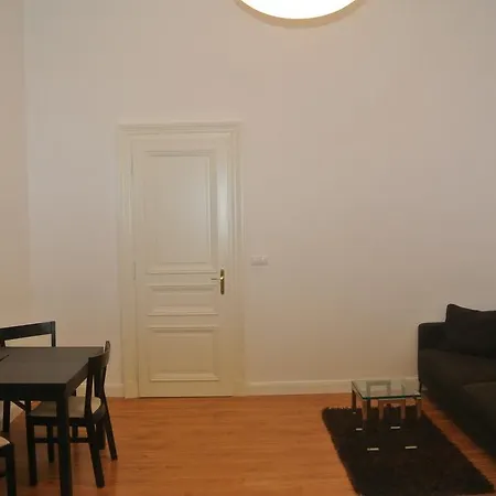 Apartment Domo