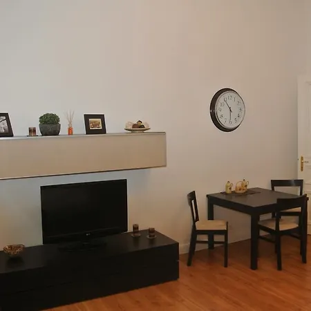 Apartment Domo *