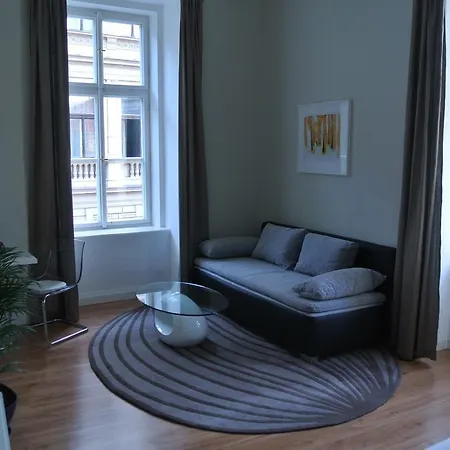 Domo Apartment *